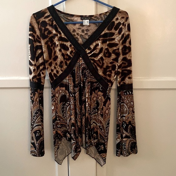 VENUS leopard and paisley top - Picture 1 of 3